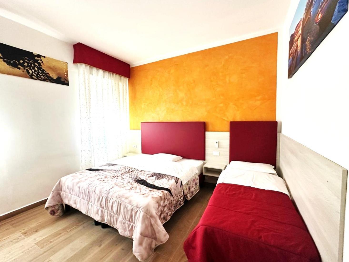 Vacation Venice Rooms Mestre Bagian luar foto